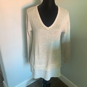 Nine West V neck sparkle sweater size S